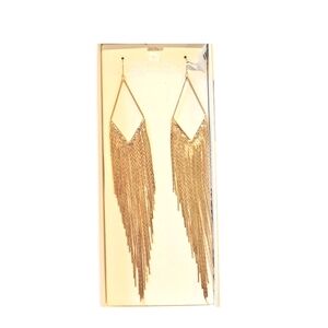 Elegant Gold Dangle Earrings